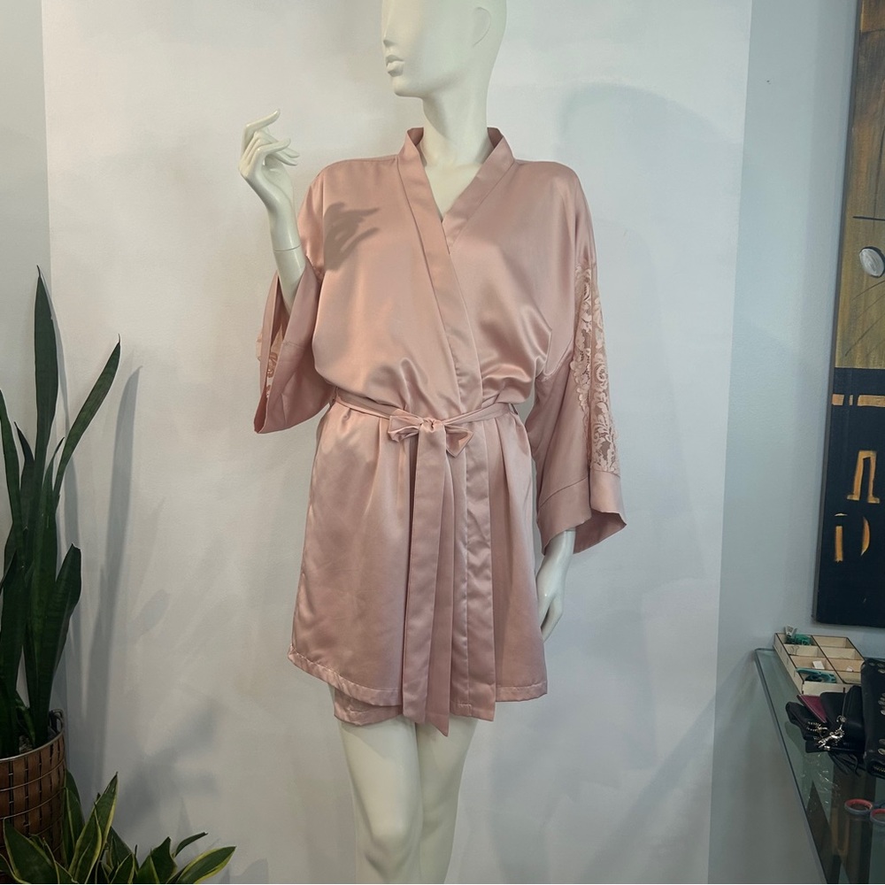 In Bloom by Jonquil Satin & Lace Shorty Robe - Picture 5 of 13